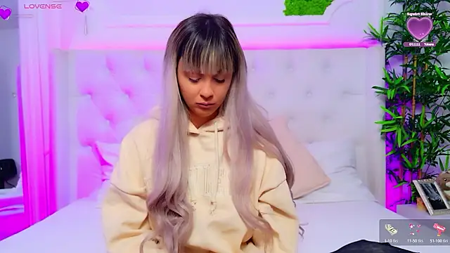 AriannaSins online show from 02.12.26