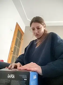 SandyCassie online show from 02.17.26