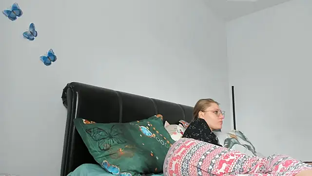 SandyCassie online show from 03.28.26