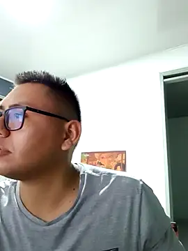 Snapshot of DariusNoir chatting on 10.23.25 DariusNoir online show from 10.23.25