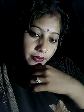 Snapshot of Ragni_bhargav chatting on 12.05.25 Ragni bhargav online show from 12.05.25