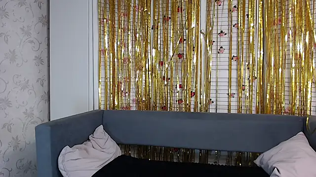 evaa here  online show from 01.08.26