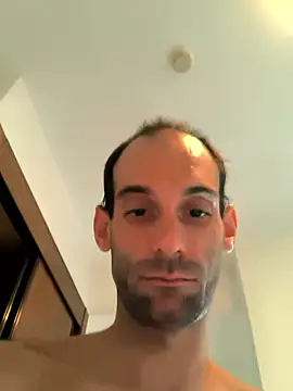 Snapshot of pollardoN65003 chatting on 11.01.25 pollardoN65003 online show from 11.01.25