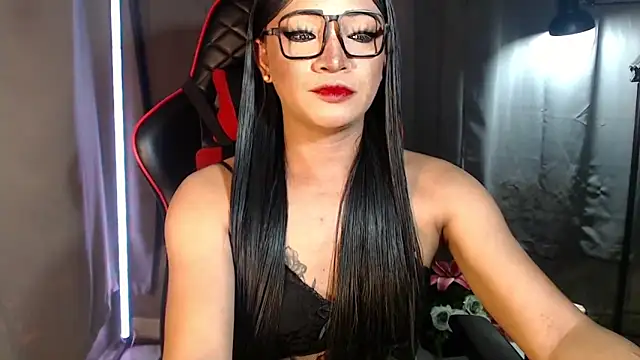 smokeprincess online show from 12.15.25