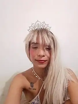 Teressa Love online show from 11.11.25