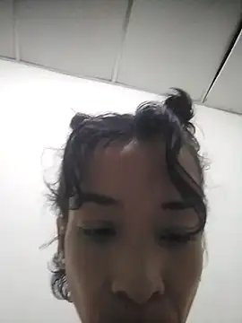 Teressa Love online show from 11.25.25