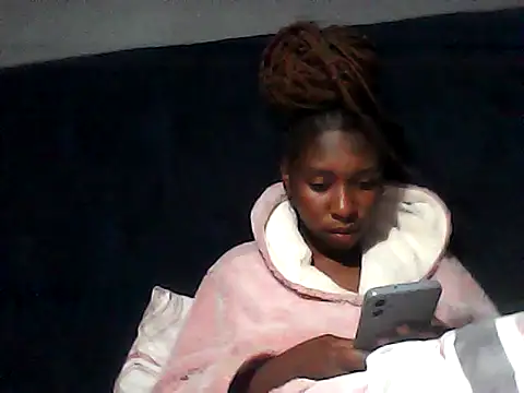 sexysmalldaily04 online show from 10.17.25