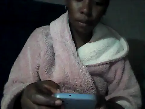 sexysmalldaily04 online show from 10.29.25