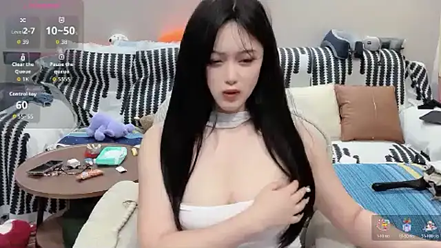 xiaolu8 online show from 10.22.25