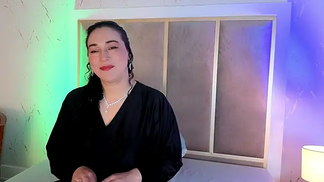 Snapshot of Elizabeth_bennett_6 chatting on 11.02.25 Elizabeth bennett 6 online show from 11.02.25