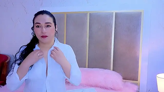 Snapshot of Elizabeth_bennett_6 chatting on 11.12.25 Elizabeth bennett 6 online show from 11.12.25