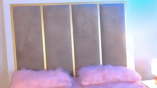 Snapshot of Elizabeth_bennett_6 chatting on 11.15.25 Elizabeth bennett 6 online show from 11.15.25