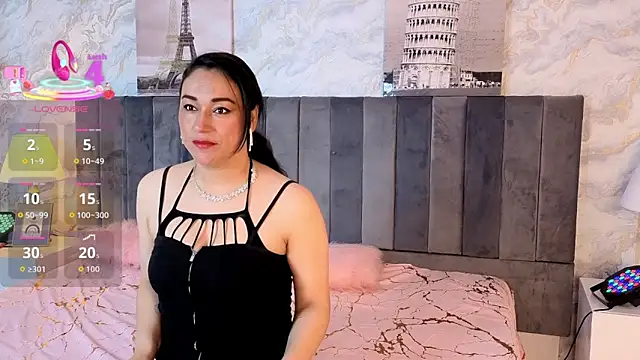 Snapshot of Elizabeth_bennett_6 chatting on 11.30.25 Elizabeth bennett 6 online show from 11.30.25