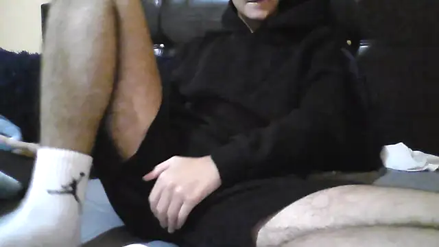 Snapshot of esmermoon chatting on 10.21.25 esmermoon online show from 10.21.25