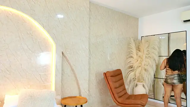 Antonella Russo1 online show from 04.06.26