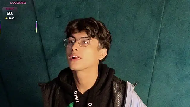 Aaron Eze online show from 10.23.25