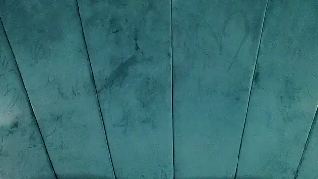 Aaron Eze online show from 10.29.25