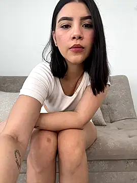 Julietalcl online show from 10.22.25