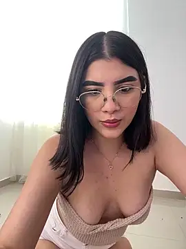 Julietalcl online show from 11.17.25