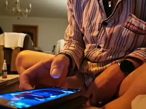 Snapshot of jokke1975 chatting on 10.20.25 jokke1975 online show from 10.20.25