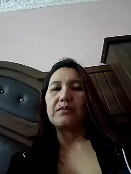 Snapshot of Bigtitsass81 chatting on 10.20.25 Bigtitsass81 online show from 10.20.25