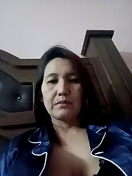 Snapshot of Bigtitsass81 chatting on 10.22.25 Bigtitsass81 online show from 10.22.25