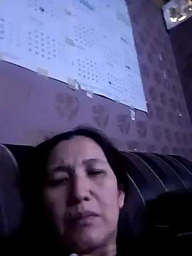 Snapshot of Bigtitsass81 chatting on 11.14.25 Bigtitsass81 online show from 11.14.25