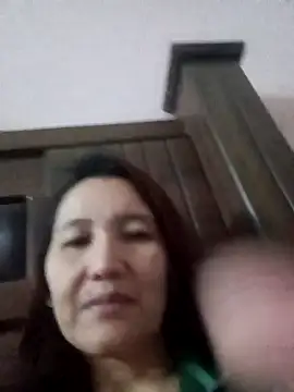 Snapshot of Bigtitsass81 chatting on 11.15.25 Bigtitsass81 online show from 11.15.25