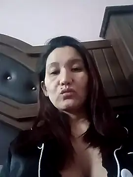 Snapshot of Bigtitsass81 chatting on 11.20.25 Bigtitsass81 online show from 11.20.25