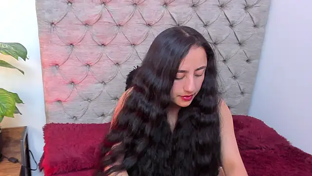 Samanta Fischer online show from 11.08.25