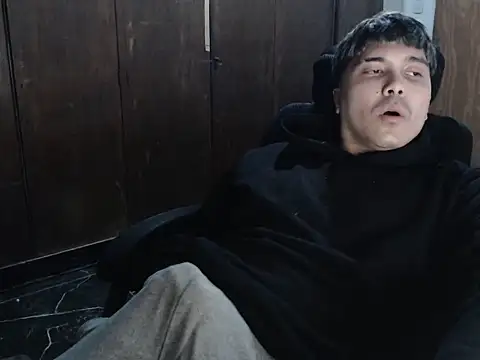 CuteAlexBoy online show from 06.18.26