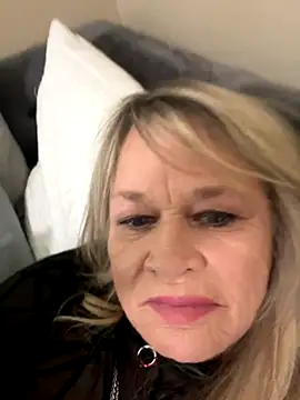 Nyxana online show from 10.22.25