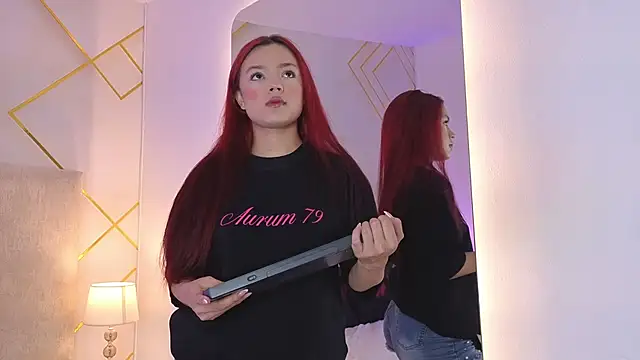 Snapshot of Martinaa_Garcia chatting on 05.08.26 Martinaa Garcia online show from 05.08.26