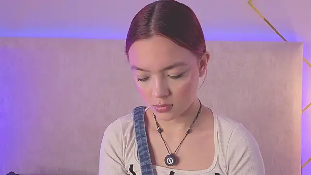 Snapshot of Martinaa_Garcia chatting on 07.16.26 Martinaa Garcia online show from 07.16.26