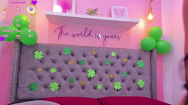 Sophiia 77 online show from 03.17.26