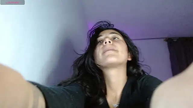 naomy rain online show from 10.22.25