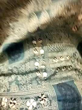 Snapshot of Ratri-Biswas chatting on 11.08.25 Ratri-Biswas online show from 11.08.25