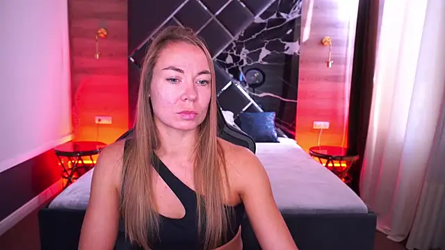 VixenMuse online show from 10.16.25