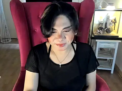 Snapshot of GoldenTs69 chatting on 11.05.25 GoldenTs69 online show from 11.05.25