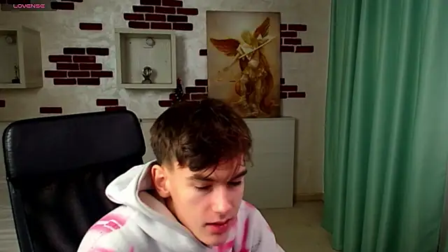 BradyFlint online show from 02.12.26