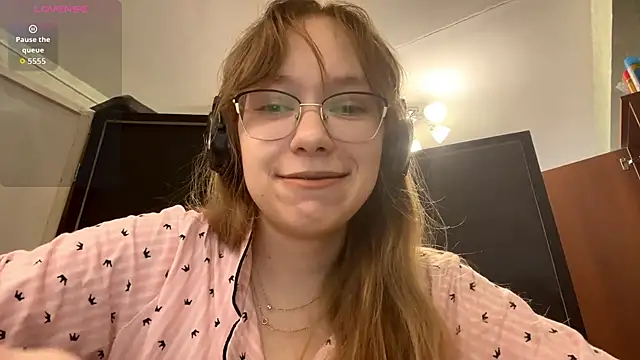 JuneCooper online show from 10.24.25