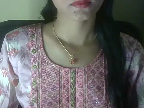Snapshot of Shezi_N chatting on 05.09.26 Shezi N online show from 05.09.26
