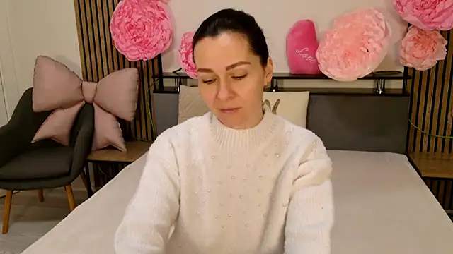 DitaNoir online show from 02.20.26