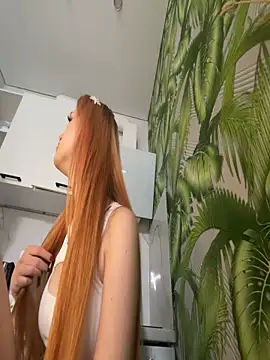 Snapshot of AriellaNorth chatting on 10.16.25 AriellaNorth online show from 10.16.25