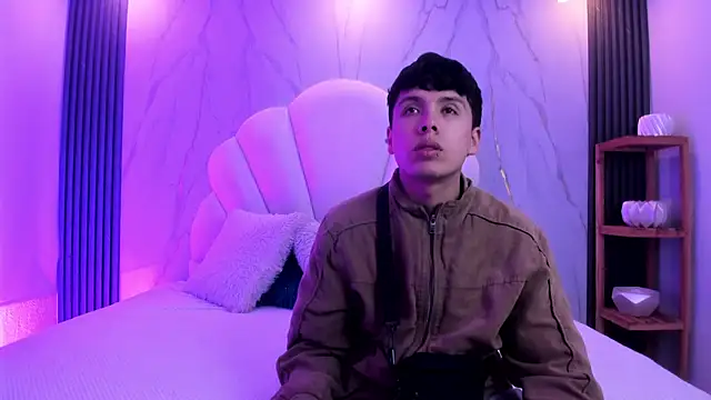 hoot booys  online show from 01.09.26