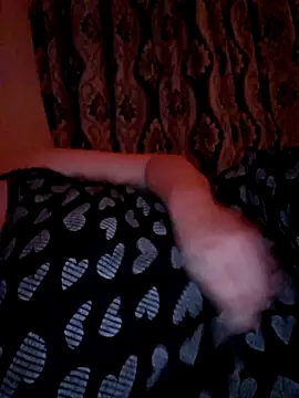 Ariana381 online show from 10.31.25