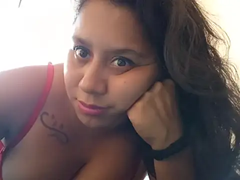 Snapshot of laurita_goloza39 chatting on 08.05.26 laurita goloza39 online show from 08.05.26
