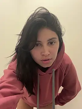 Snapshot of RollinGirl_ chatting on 10.20.25 RollinGirl  online show from 10.20.25