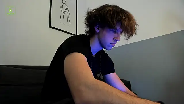 Snapshot of James_Andersson chatting on 10.26.25 James Andersson online show from 10.26.25