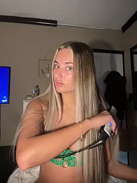 LaceyMilliexoxo online show from 11.27.25